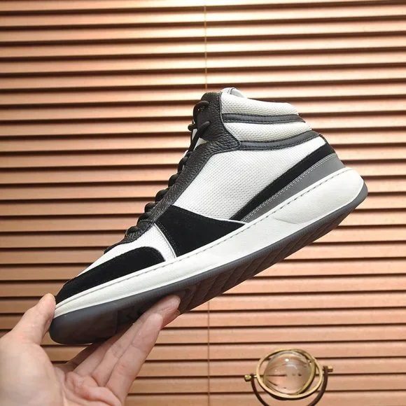 Chanel white sneakers - Picture 3 of 7